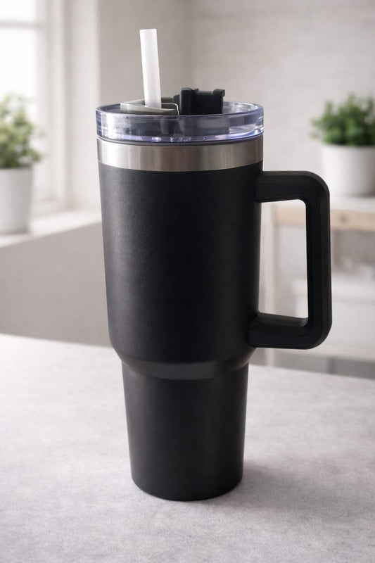 “Large Insulated Stainless Steel Travel Tumbler with Handle & Straw – Black Leak‑Resistant Mug for Hot & Cold Drinks, Car & Office Use”